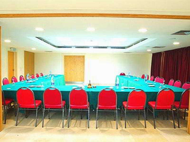 Quality Inn Tripoli Eksteriør bilde